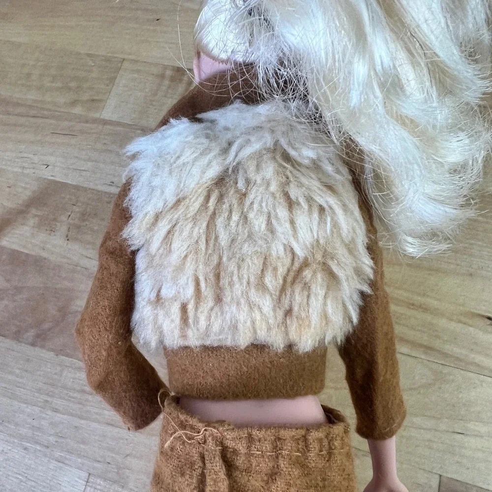 #7753 Vintage Barbie BEST BUY FUR N SUEDE Jacket and Skirt Set 1970s Outfit